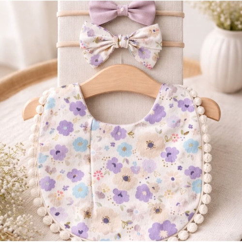 Personalised Floral Bib Set
