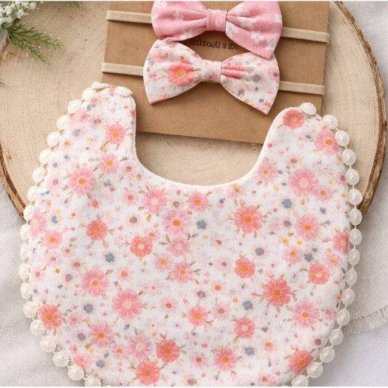 Personalised Floral Bib Set Personalised Floral Bib Set