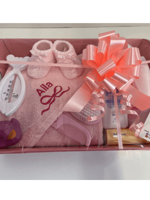Personalised pink bath hamper
