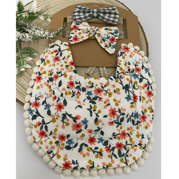 Floral Bib 3